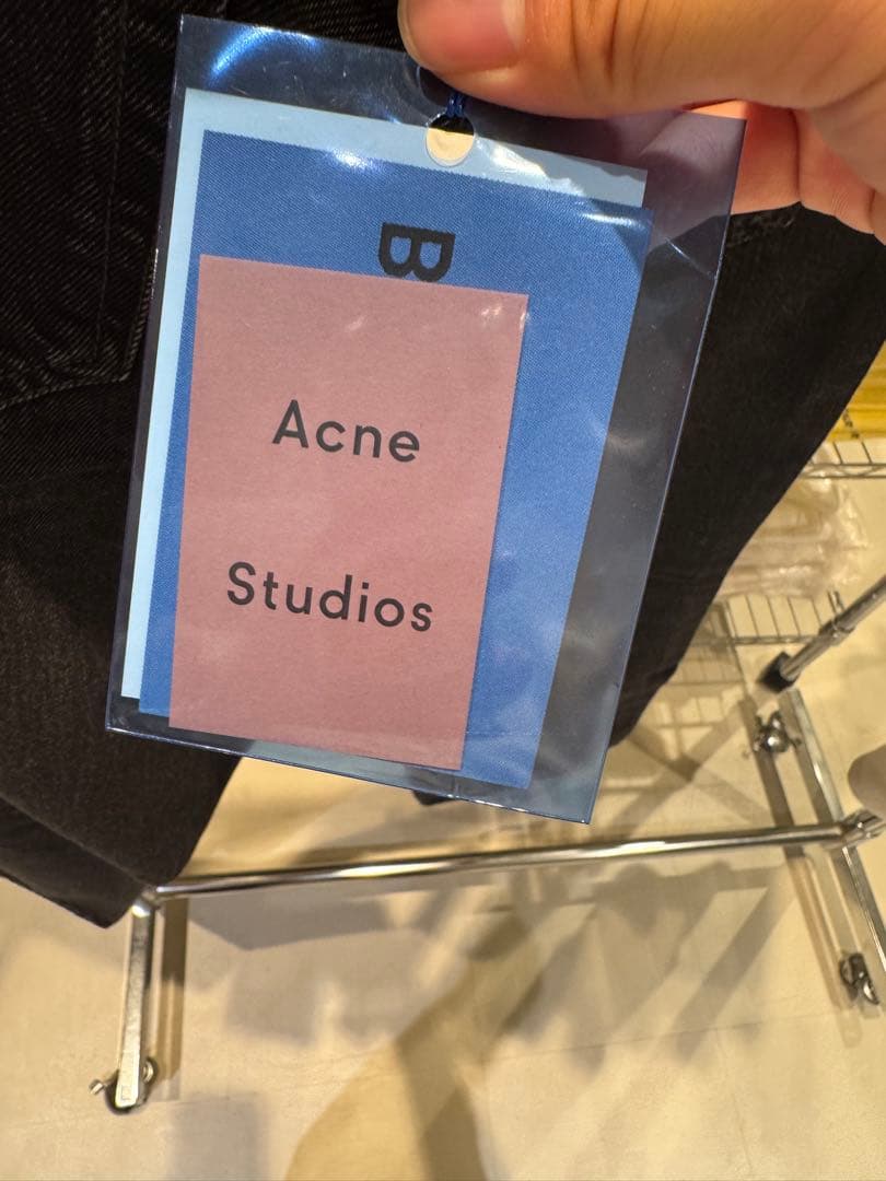 アクネステュディオズ　ブラックデニム　ストレート　vintage black