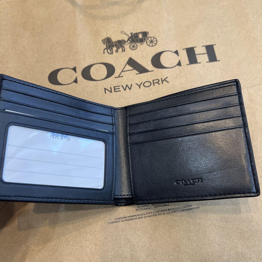 新品未使用　COACH ブラック 二つ折り財布