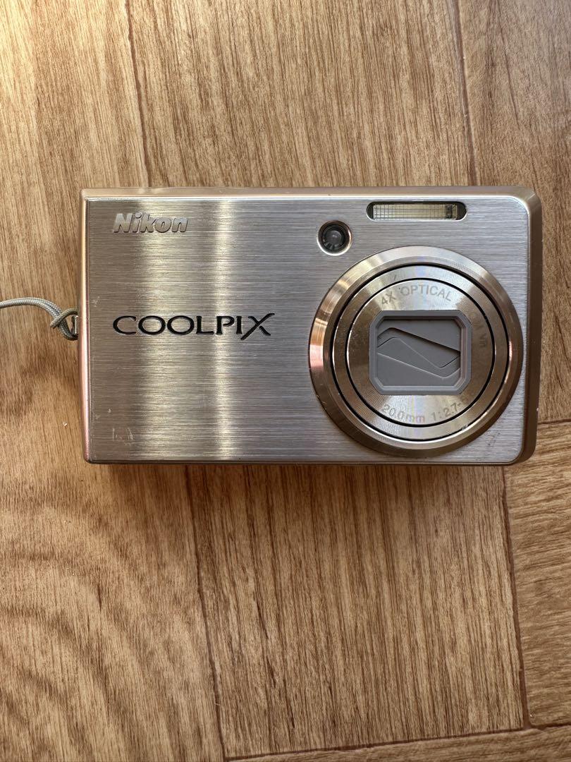 ジャンク品　Nikon COOLPIXS600 コンパクトデジタルカメラ