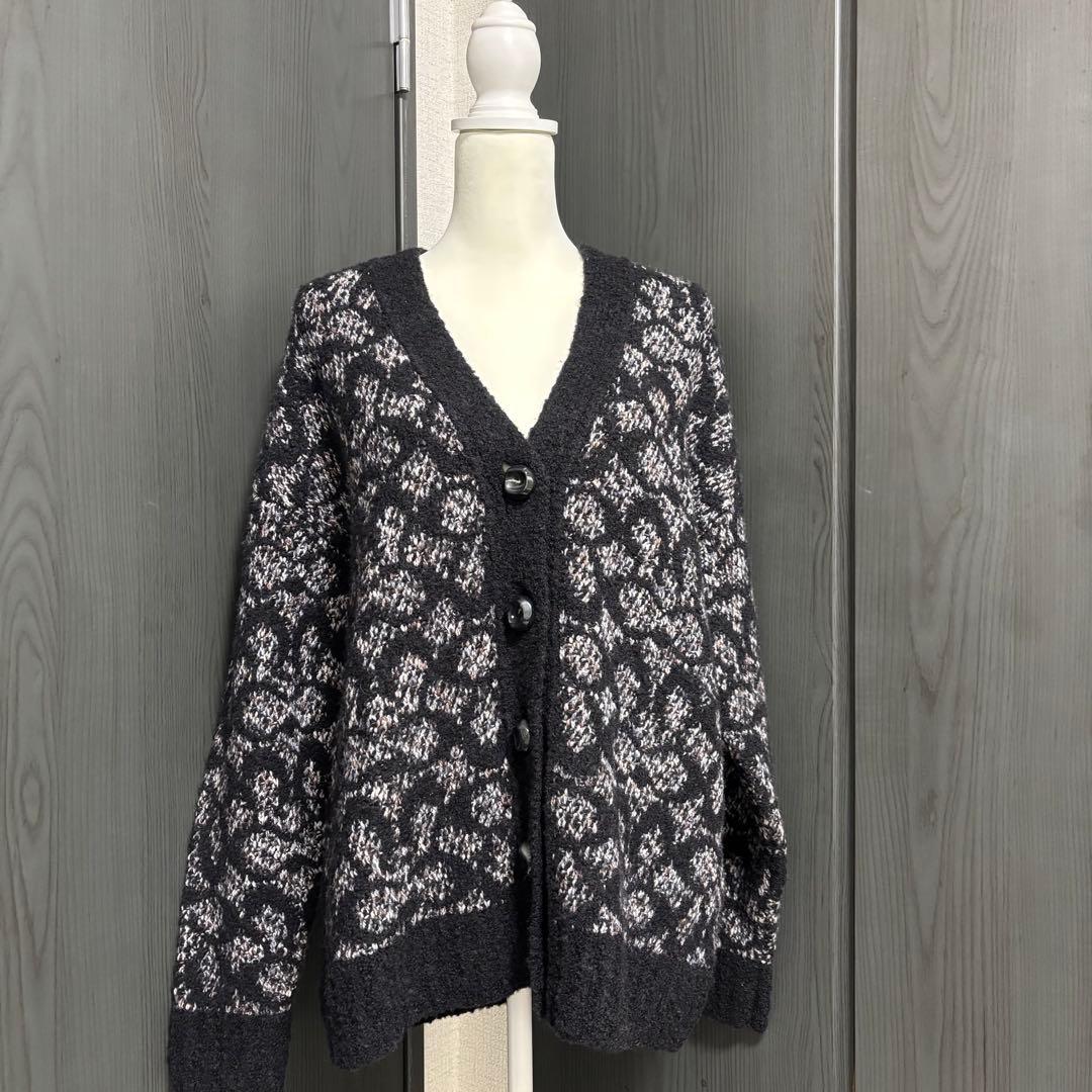 定価5.5万 コーチ COACH シグネチャーカーディガン ネイビー 定価5.5万 コーチ COACH シグネチャーカーディガン ネイビー