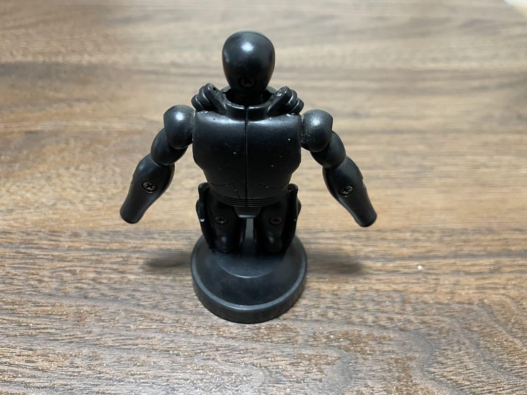 聖闘士星矢　フィギュア　ブラックアンドロメダクロス