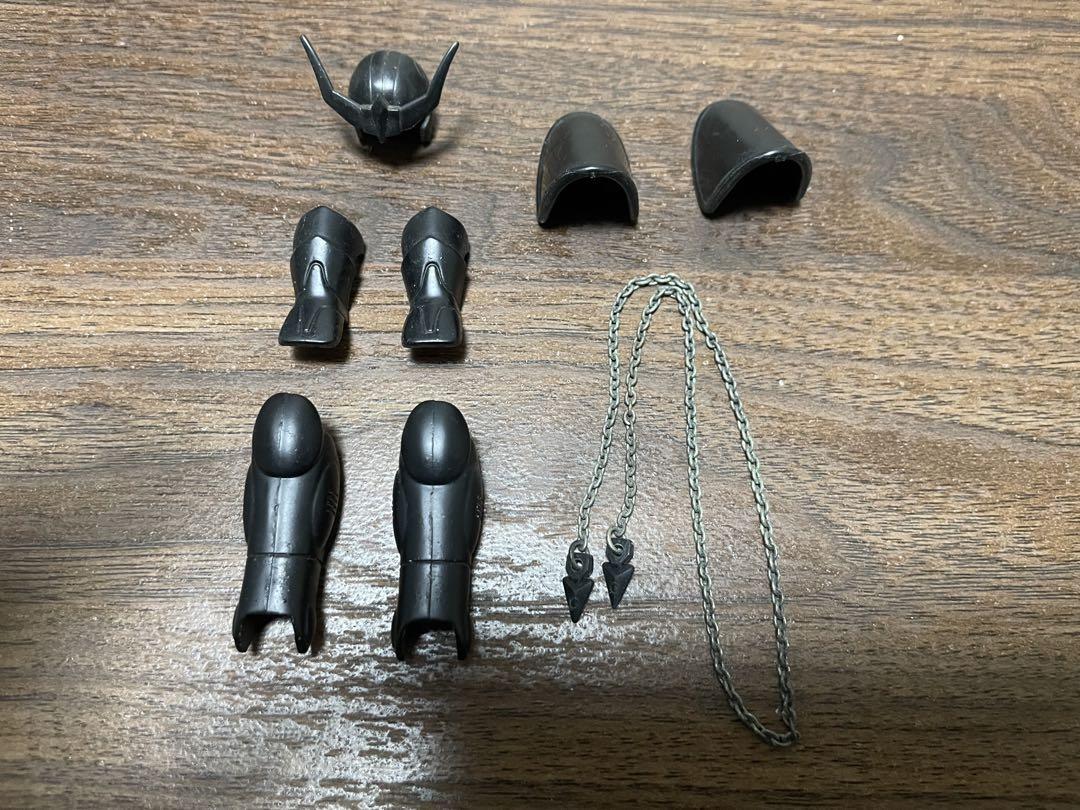聖闘士星矢　フィギュア　ブラックアンドロメダクロス