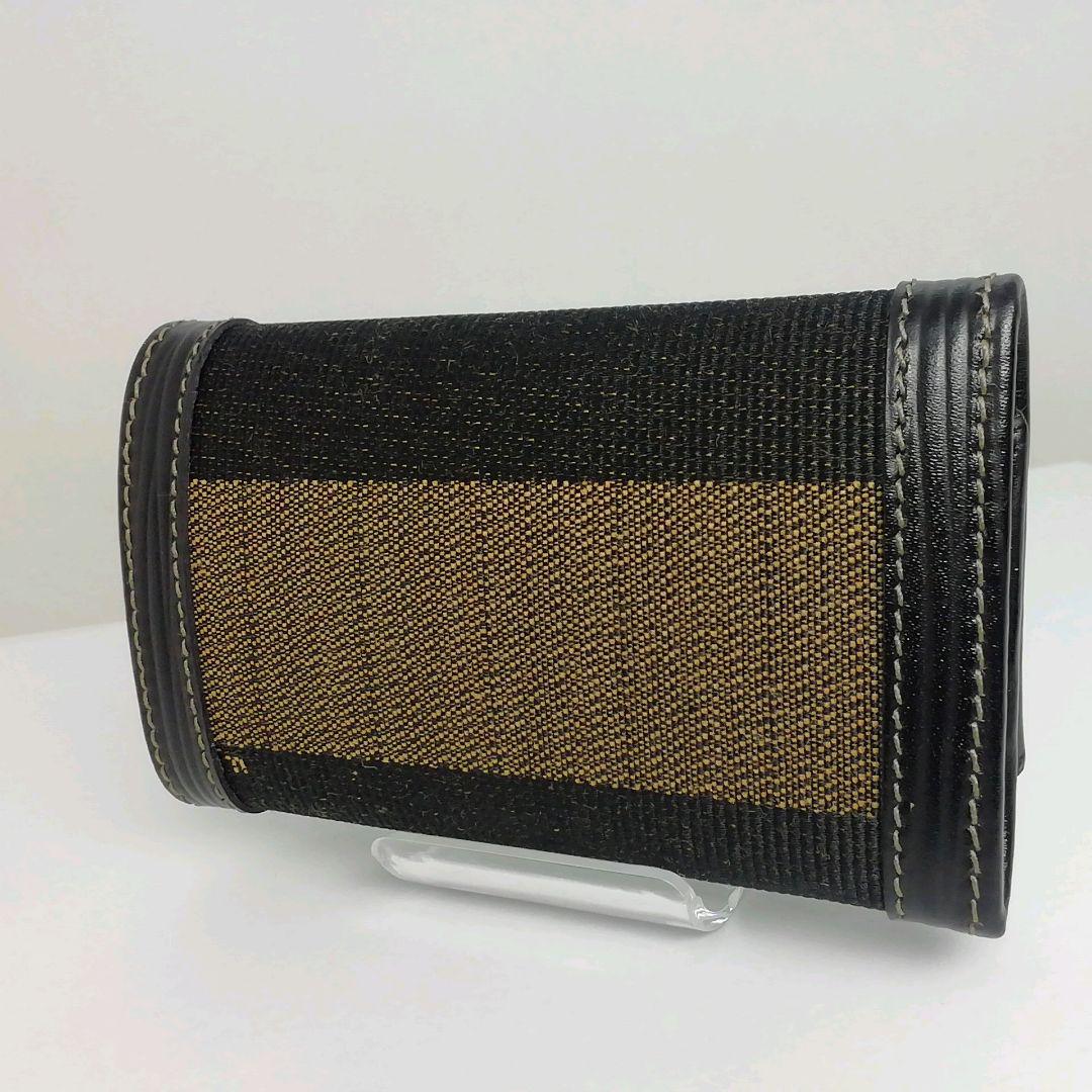 FENDI フェンディ