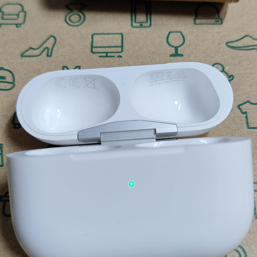Apple AirPods Pro ケースのみ Apple AirPods Pro(右、ケースのみ)
