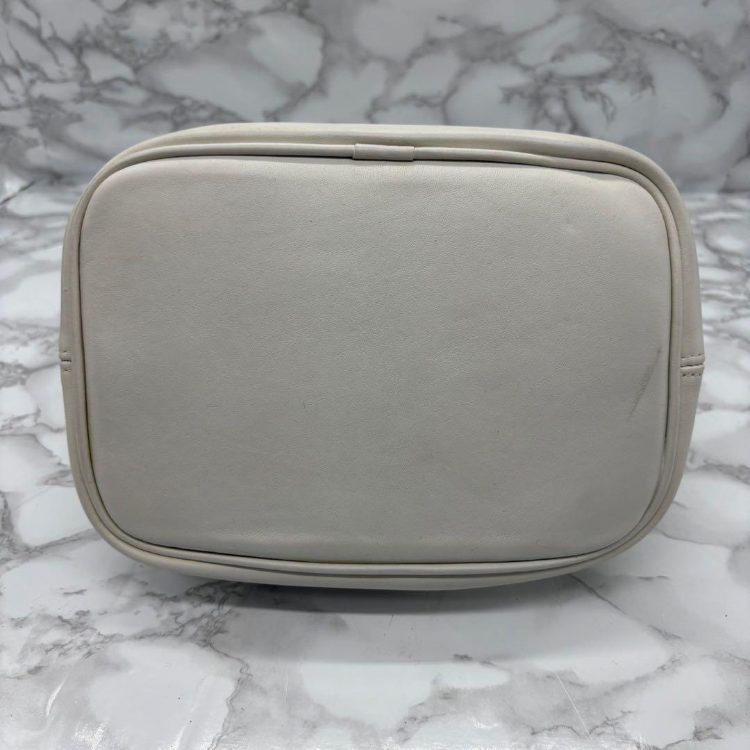 vintage coach old ✨ ivory White bag