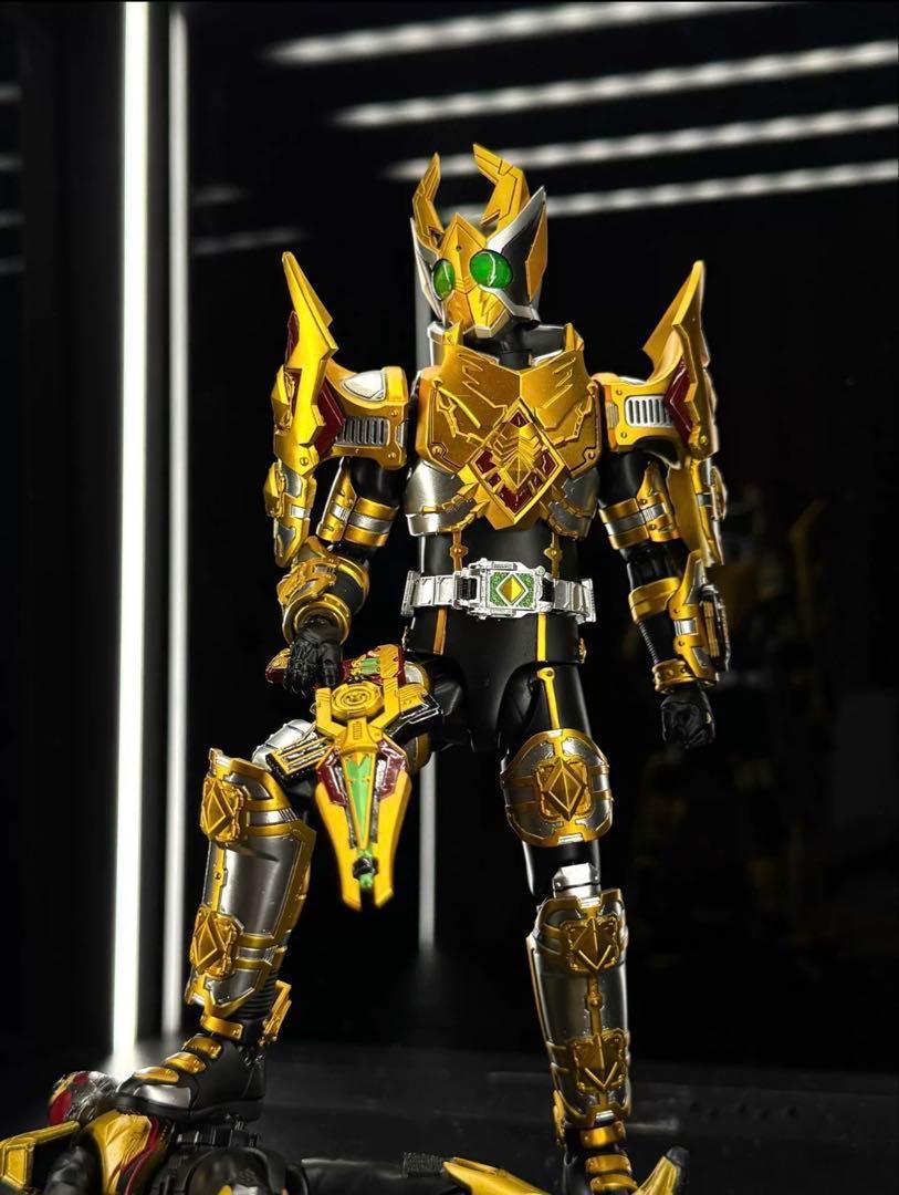 改造品S.H.Figuarts 仮面ライダーギャレンキングフォーム 発光.ver