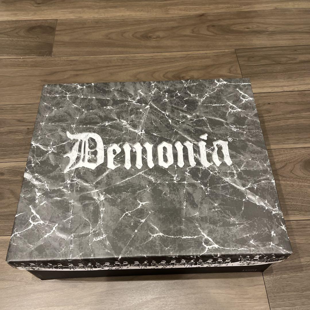 新品DEMONIA SHA52 厚底ブーツ　23.5cm(US6)