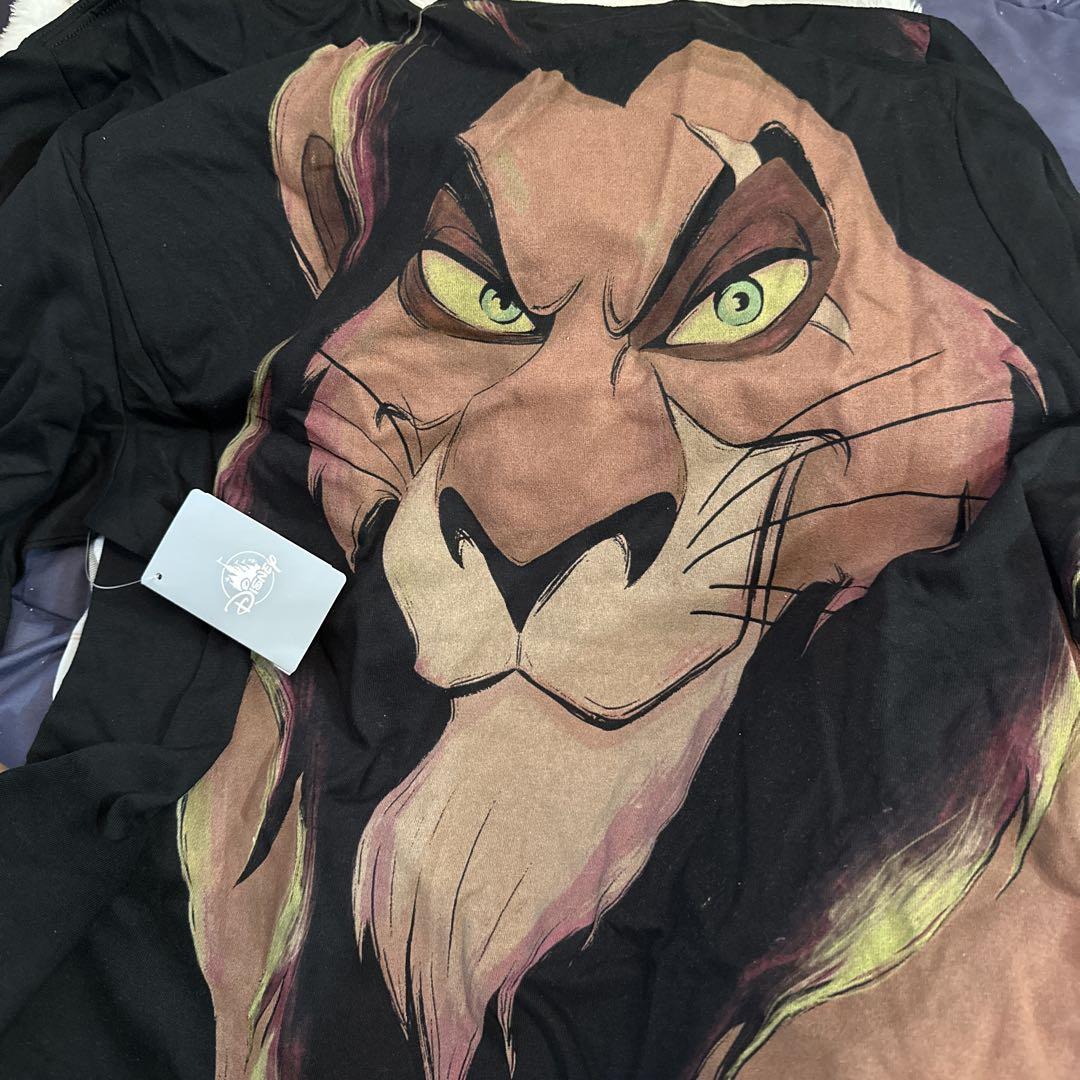 ディズニーストア　ライオンキング　スカー　Tシャツ