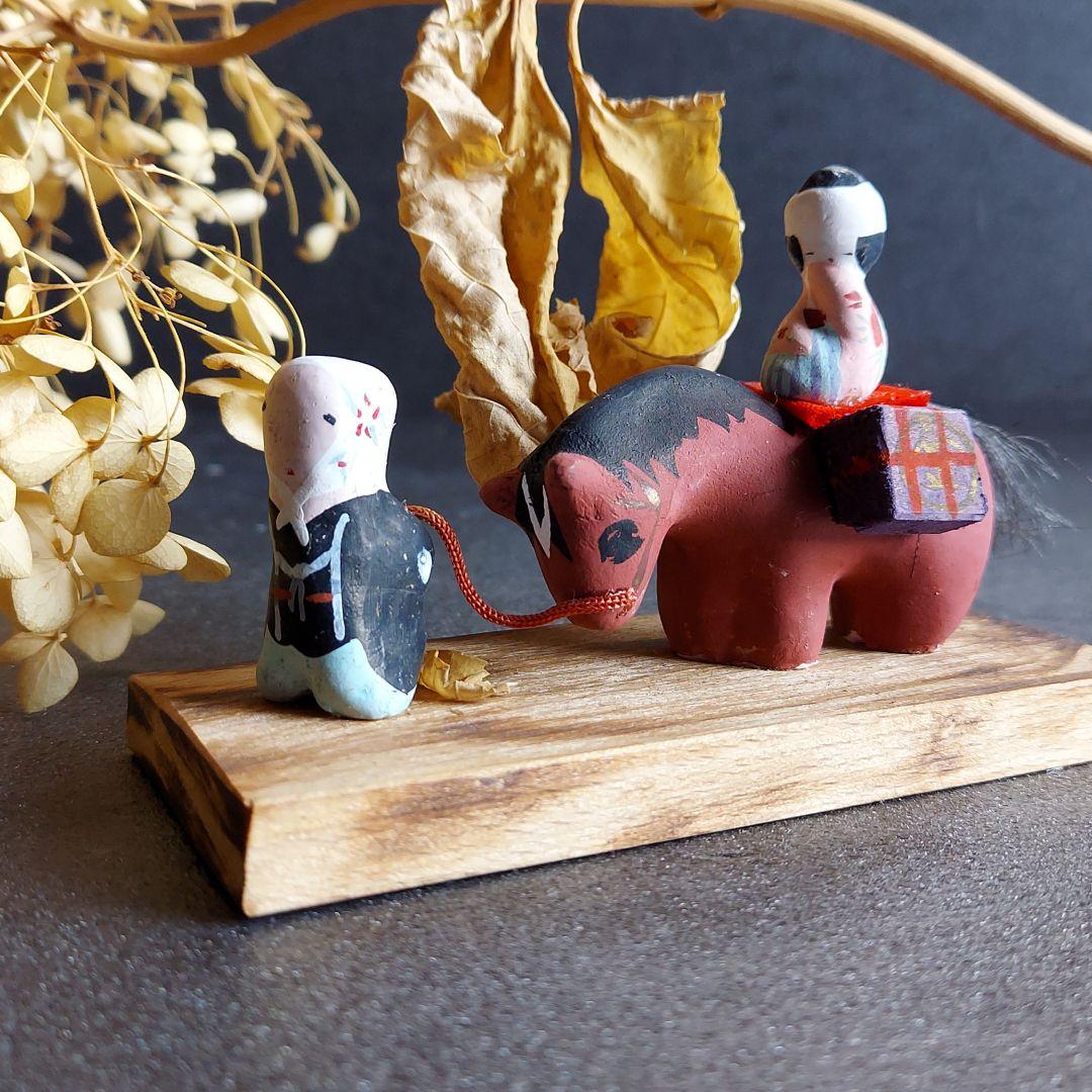土人形 嫁入り 民芸品 工芸品 ミニチュア玩具 - メルカリ