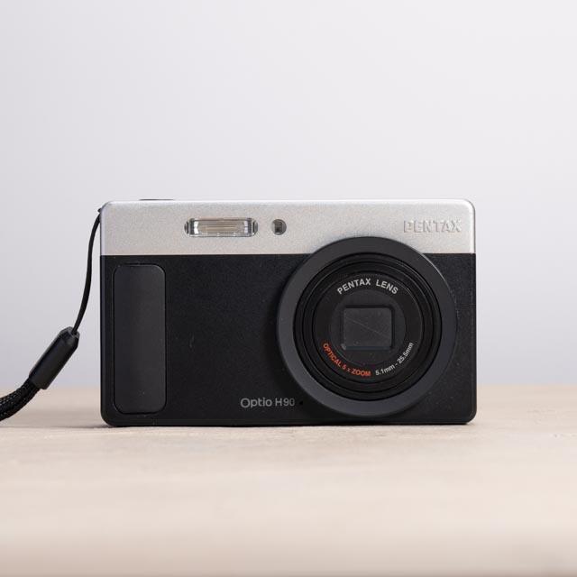 【可愛いすぎるコンデジ】PENTAX optio H90 ブラック×シルバー
