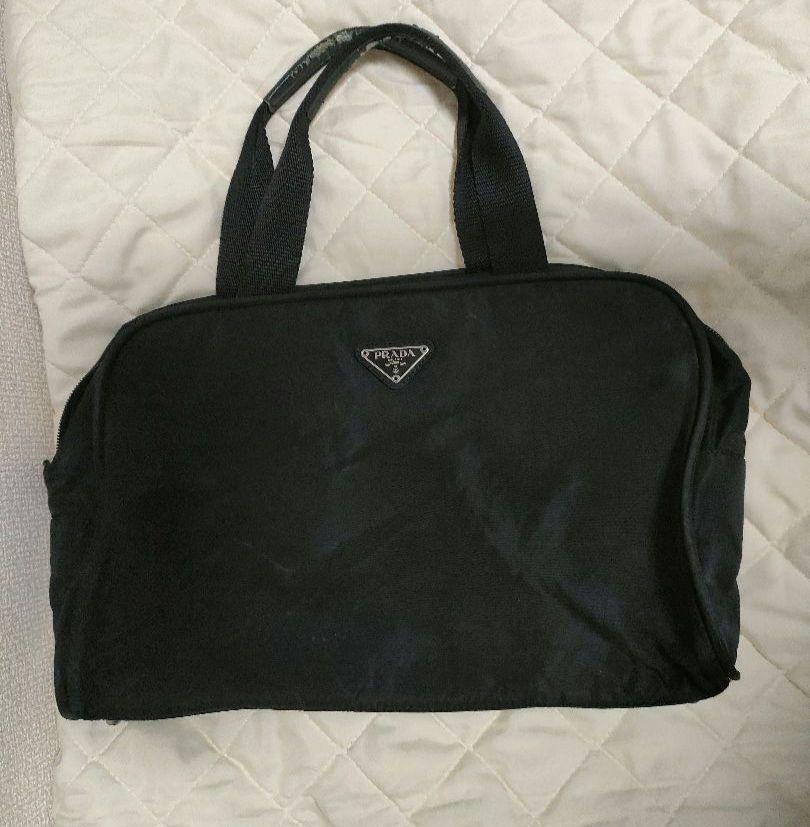PRADA　バッグ　訳あり