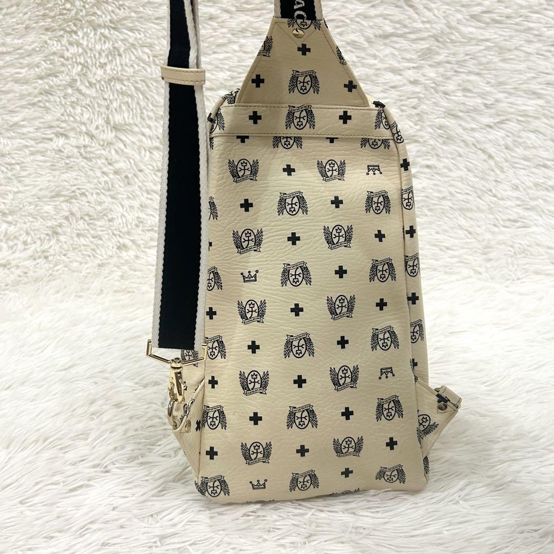 カステルパジャック　ロゴパターン　ボディバッグ　レザー　メンズ CASTELBAJAC ロゴモチーフ ボディバッグ 総柄 クリーム レザー
