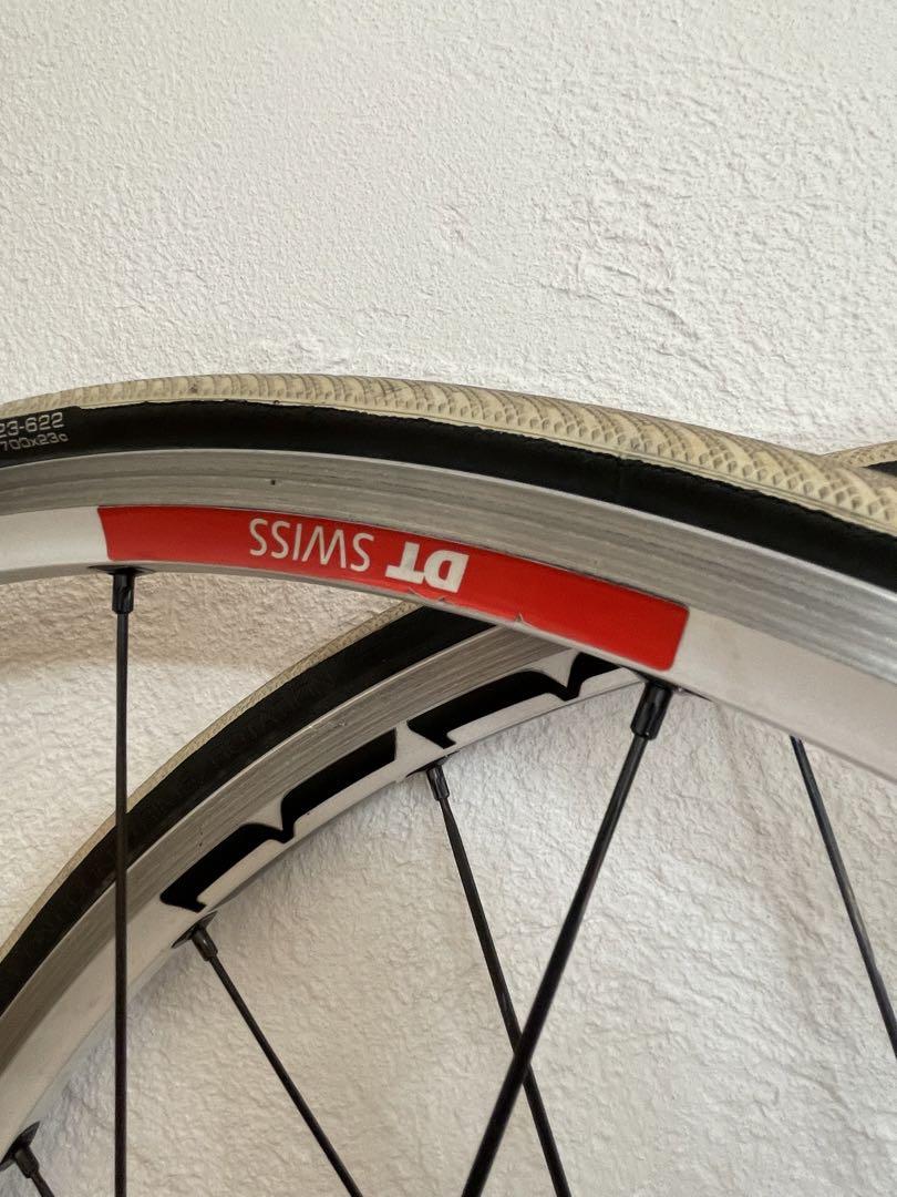 DT SWISS RR1450 TRICON 前後セット スポーク折れ