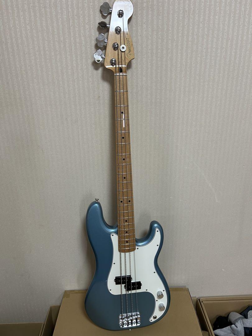 ベース Fender prayer precision bass