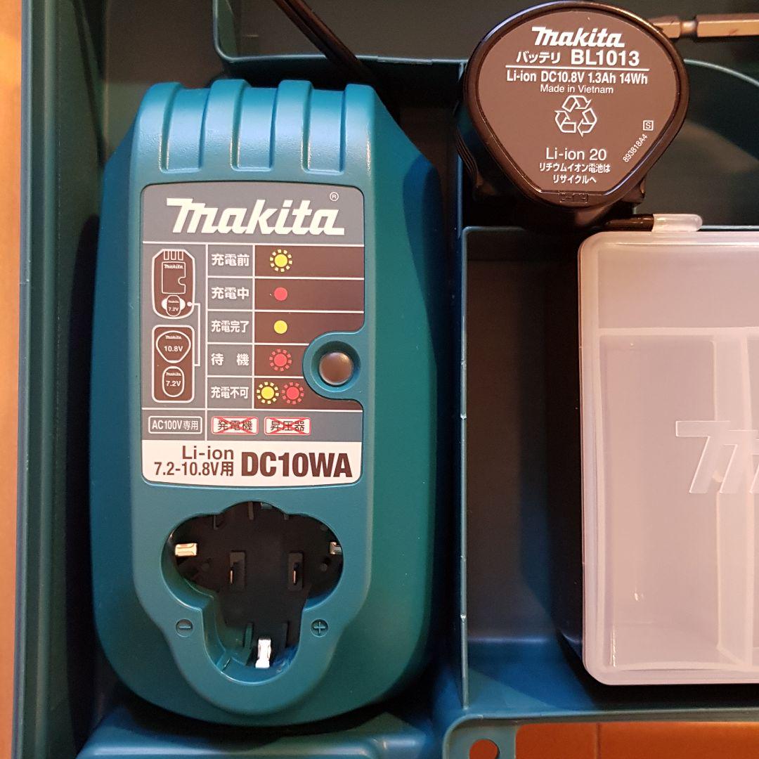 SALE豊富な マキタ充電式ドライバドリル 10.8V 1.3Ah DF030DWX pYIOT-m38016099128 定番超激安