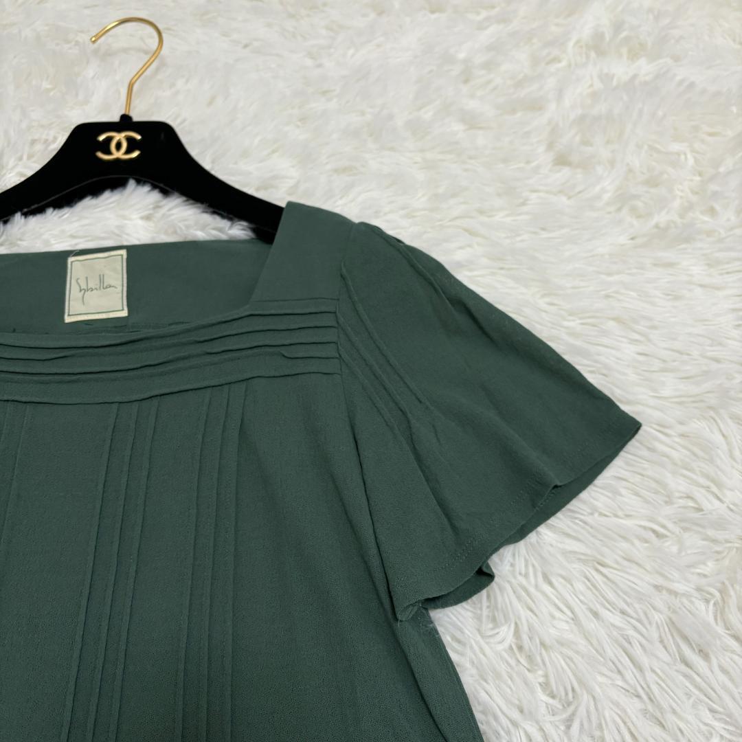 【美品】シビラ Aライン チュニック インナーキャミ付き M グリーン 美品】シビラ Aライン チュニック インナーキャミ付き M