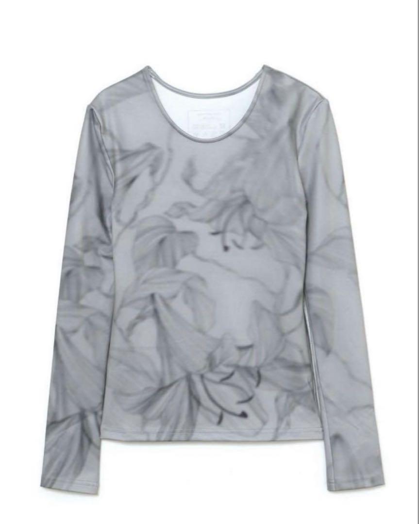 melt the lady blur lily tops gray