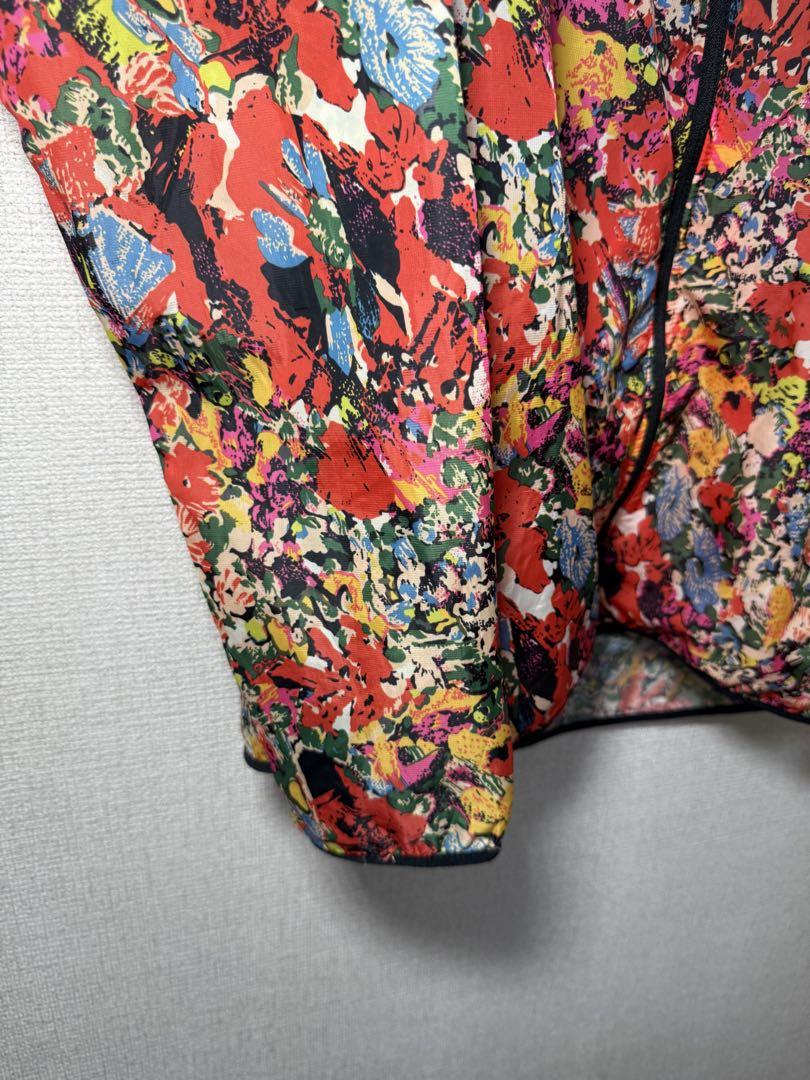 【希少品】美品✨NIKE ウィンドランナー　花柄　ランニングウェア　twice