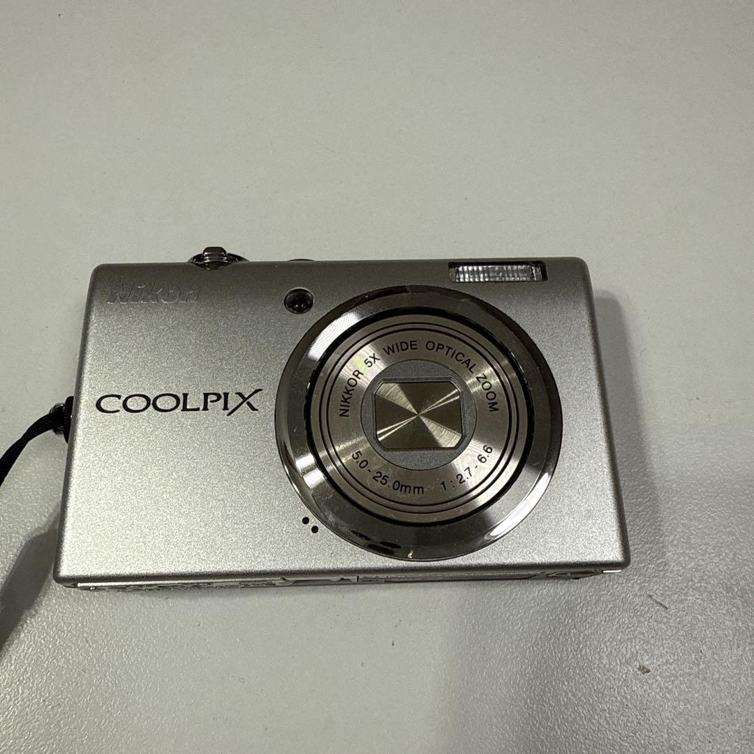 Nikon COOLPIX コンパクトデジタルカメラ