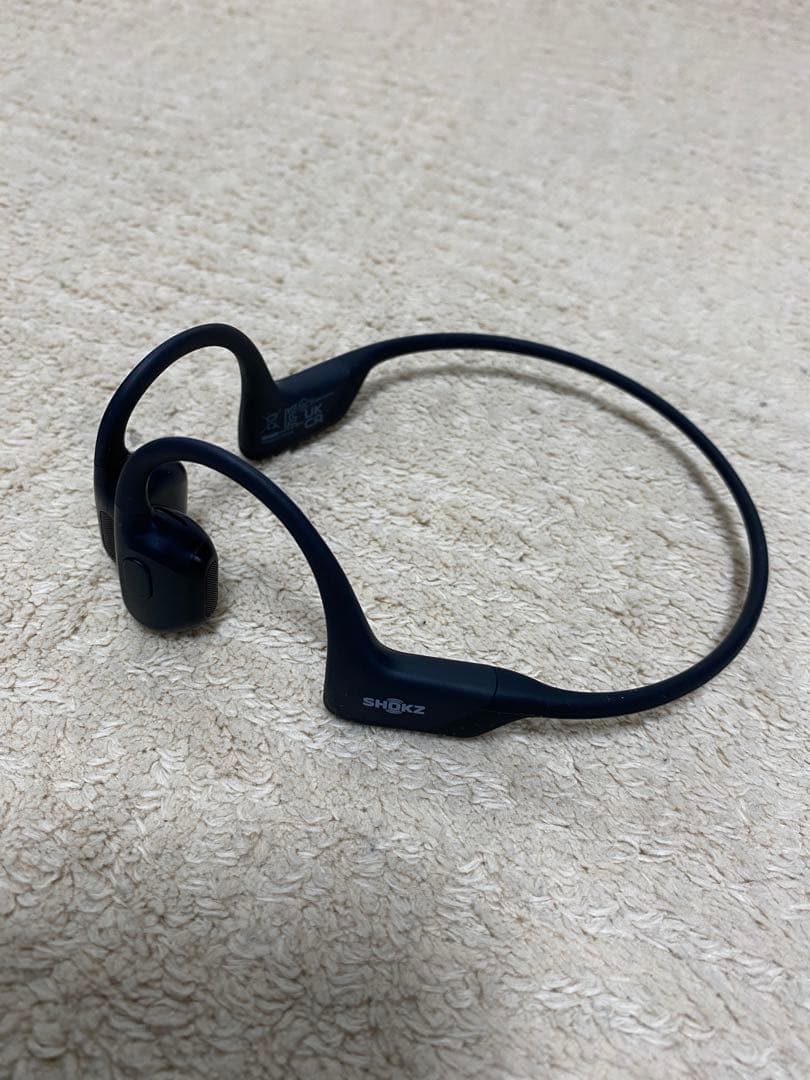 美品】骨伝導イヤフォン Shokz OpenRun Pro S810 驚きの価格 70.0%OFF