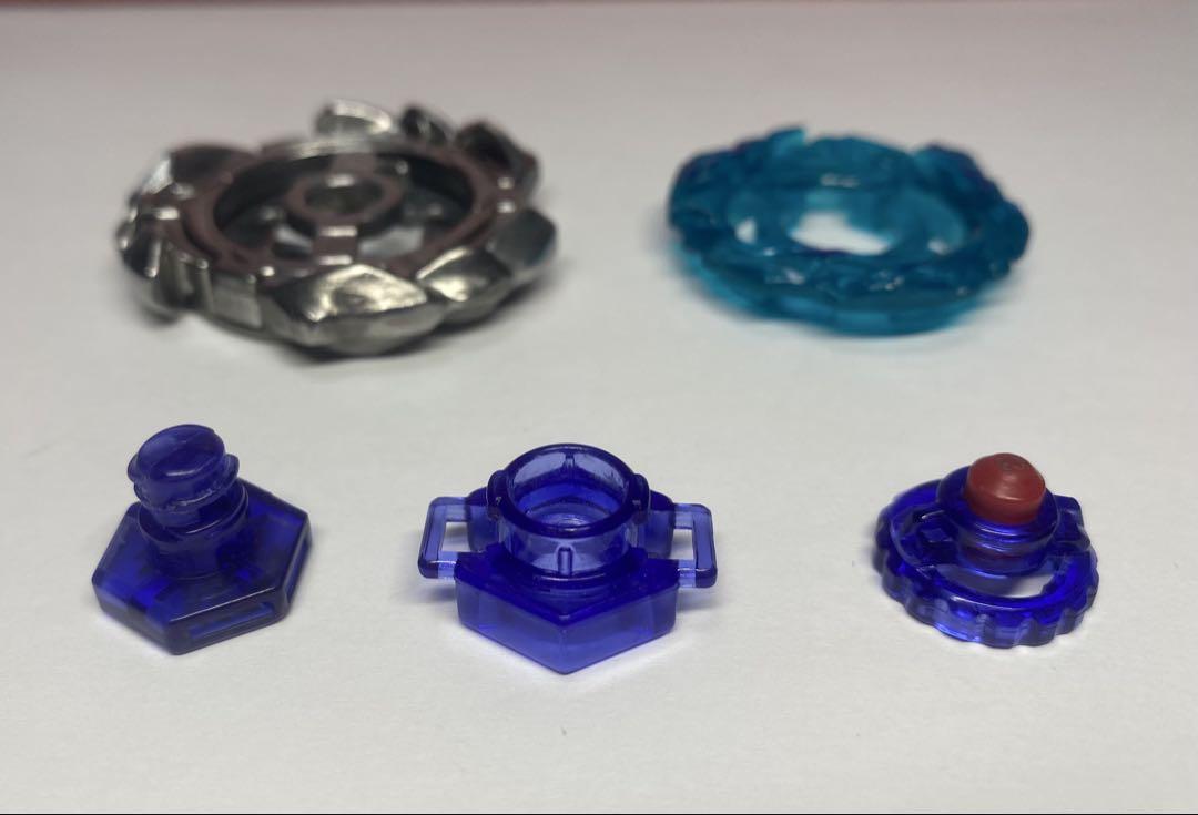 【美品】メタルファイトベイブレード 『最強ブレーダーセット』