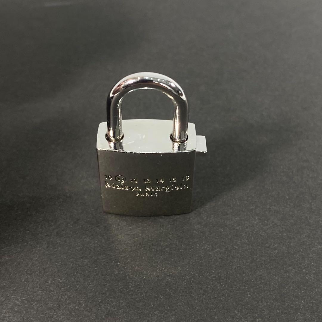 【希少】Maison Margiela メゾンマルジェラ 南京錠 希少・人気商品】Maison Margiela メゾンマルジェラ 南京錠
