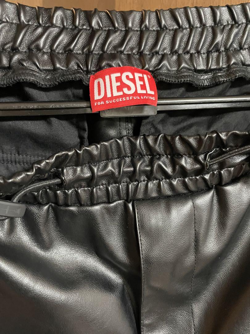 DIESELグレン2023AW フェイクレザーパンツ - メルカリ DIESELグレン2023AW フェイクレザーパンツ - メルカリ