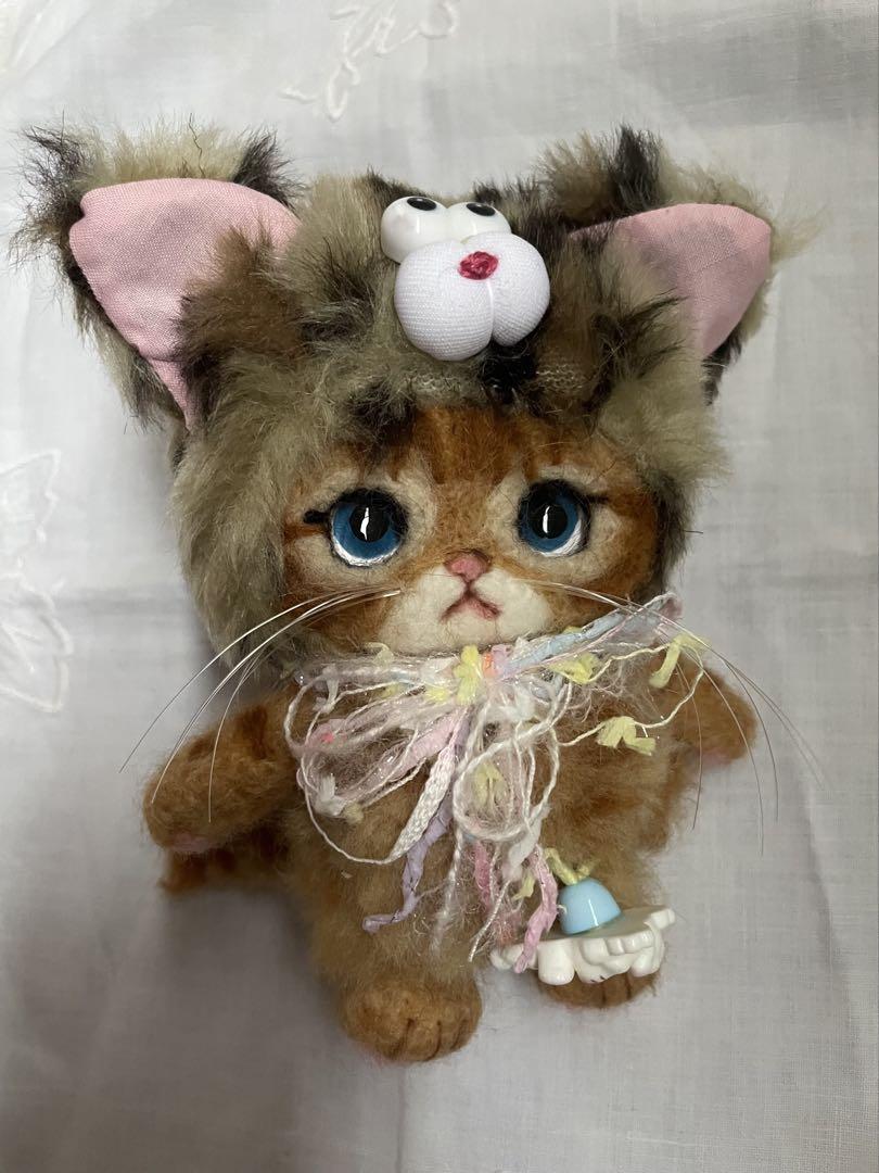 羊毛フェルト 猫のぬいぐるみ 6,640円