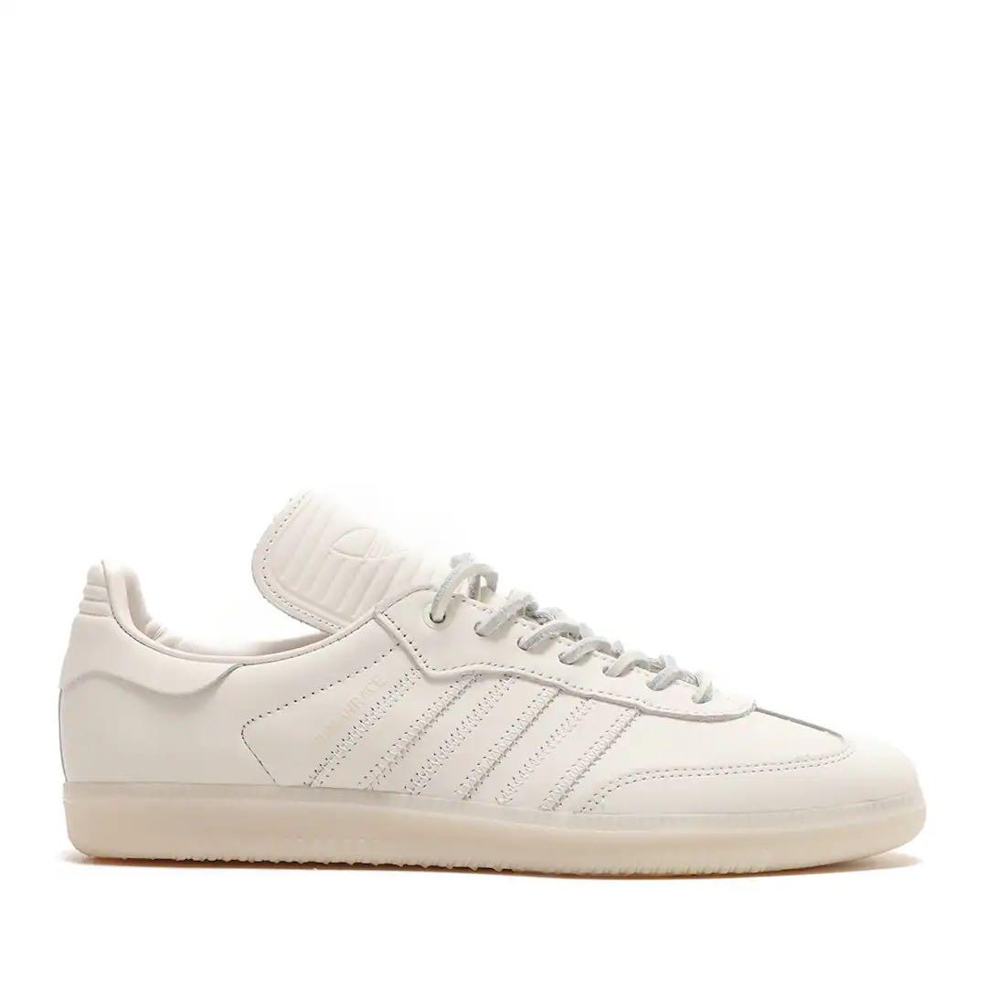 靴 adidas HUMANRACE SAMBA