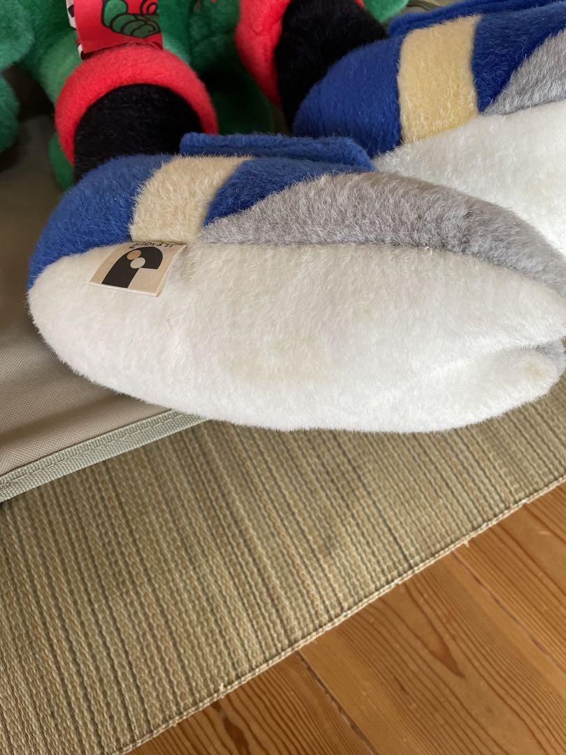 浦和レッズ　レディア ぬいぐるみ