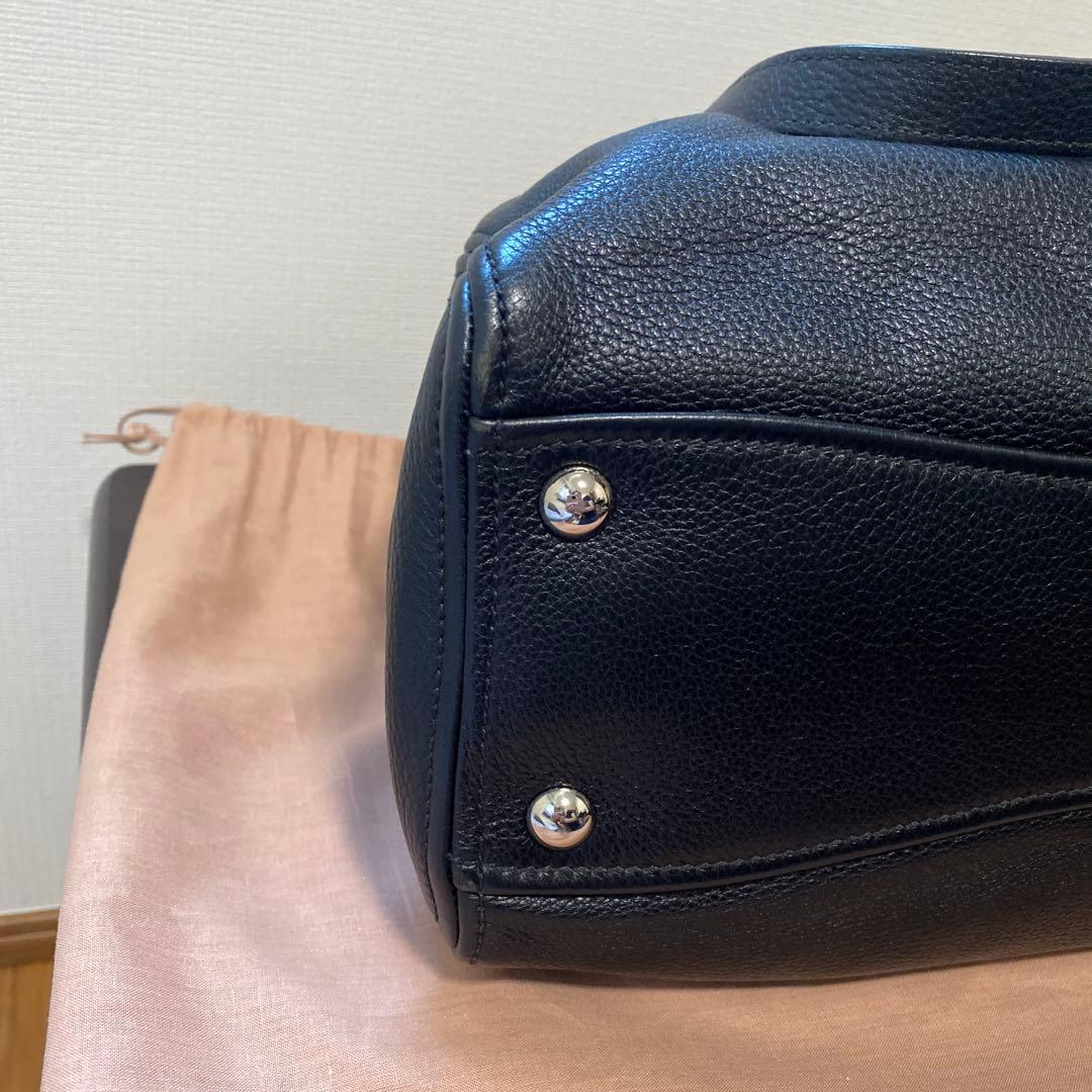 美品 miu miu ブラック レザー ショルダーバッグ ハンドバッグ