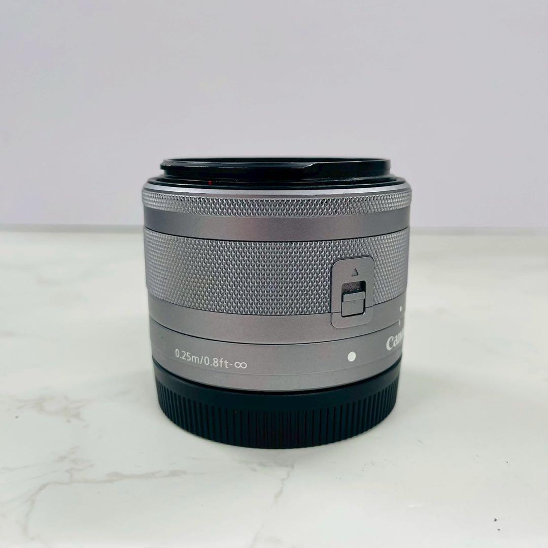 Canon EOS M10 ダブルレンズキット 動作良好