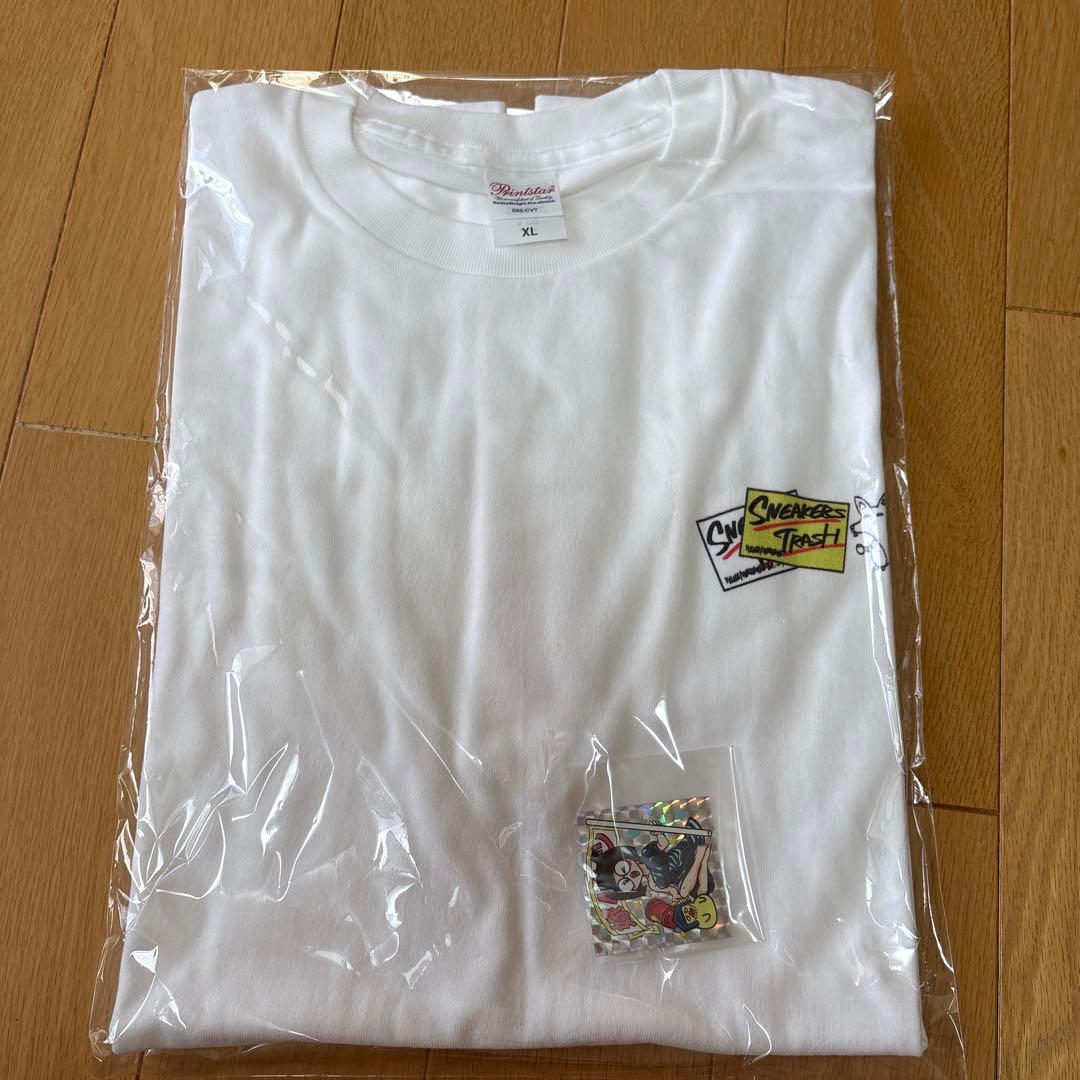新品　スニーカーYOUTUBER髭ミルクTシャツ