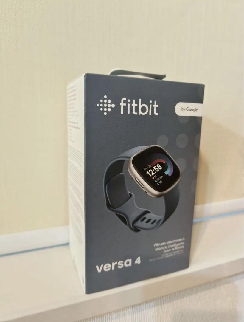 輝く高品質な Fitbit Fitbit www versa 純正買取 4 ブラック 新品未