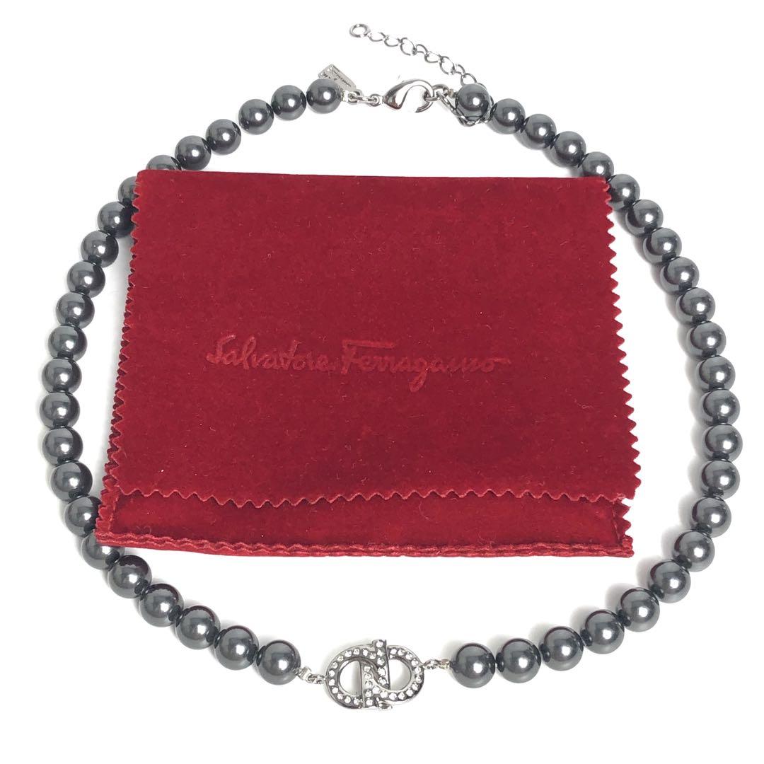 【美品】FERRAGAMO フェラガモ フェイクパールネックレス ブラック系