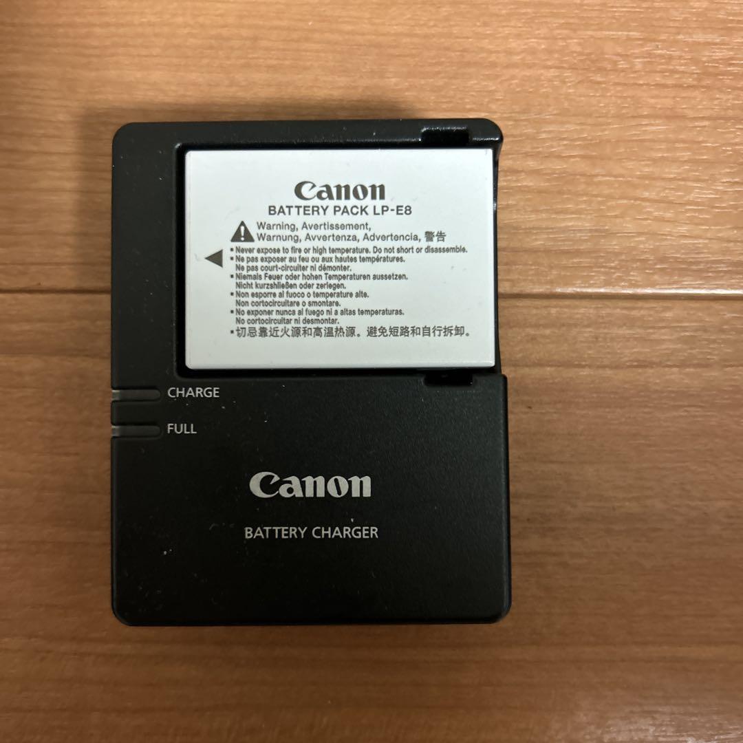 デジタルカメラ Canon EOS KISS x4