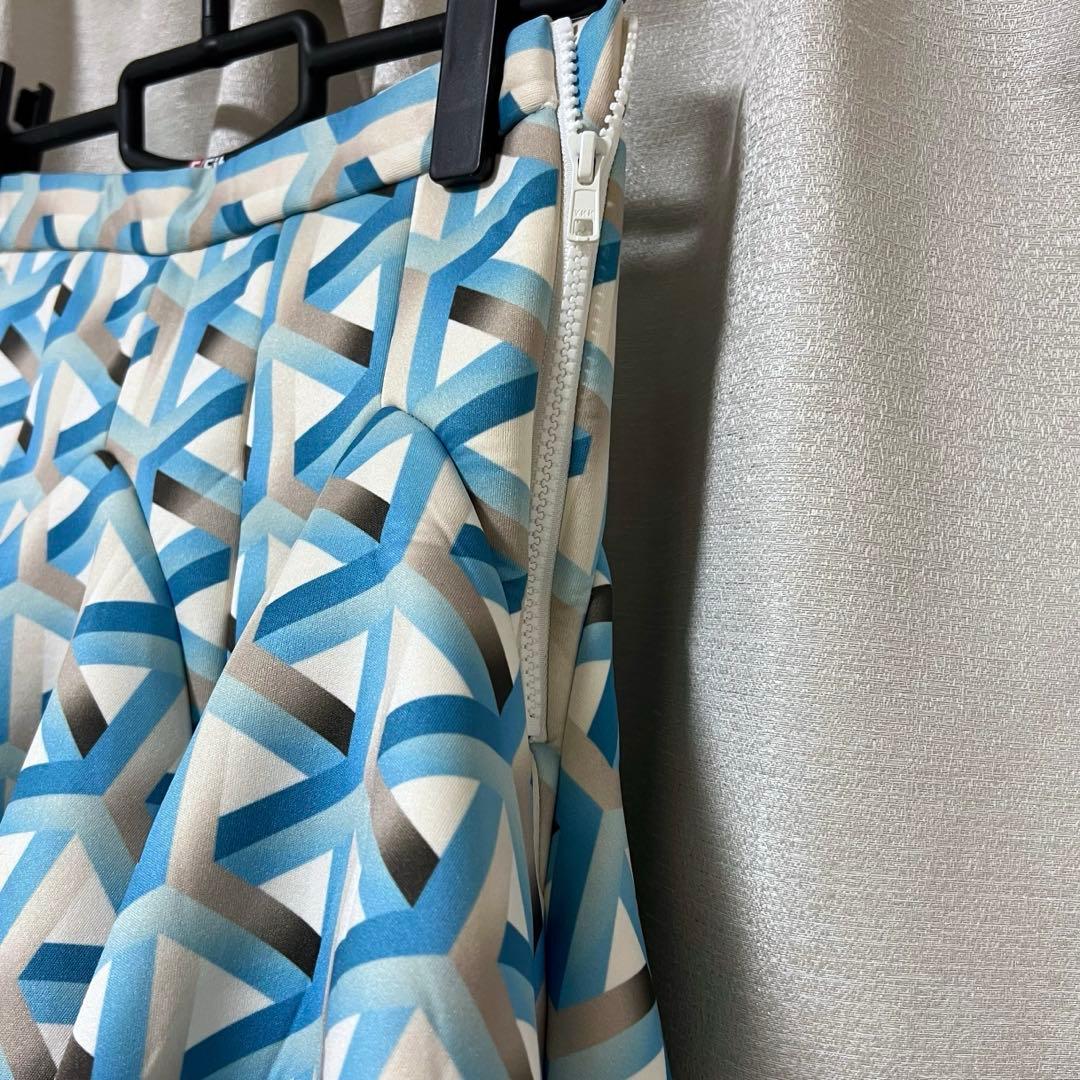 新品未使用 タグ付き cameo スカート　立体