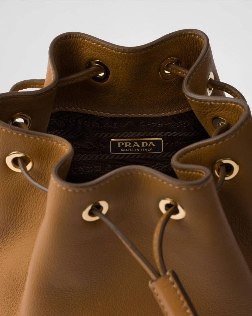 PRADA プラダ バケットバッグ ショルダーバッグ レザー キャメル