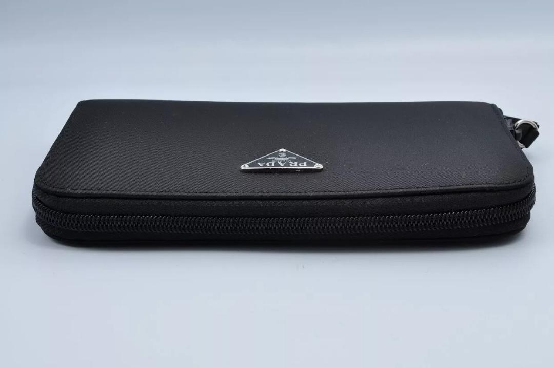 未使用 PRADA プラダ ロゴプレート 長財布 ナイロン レザー 箱、カード付