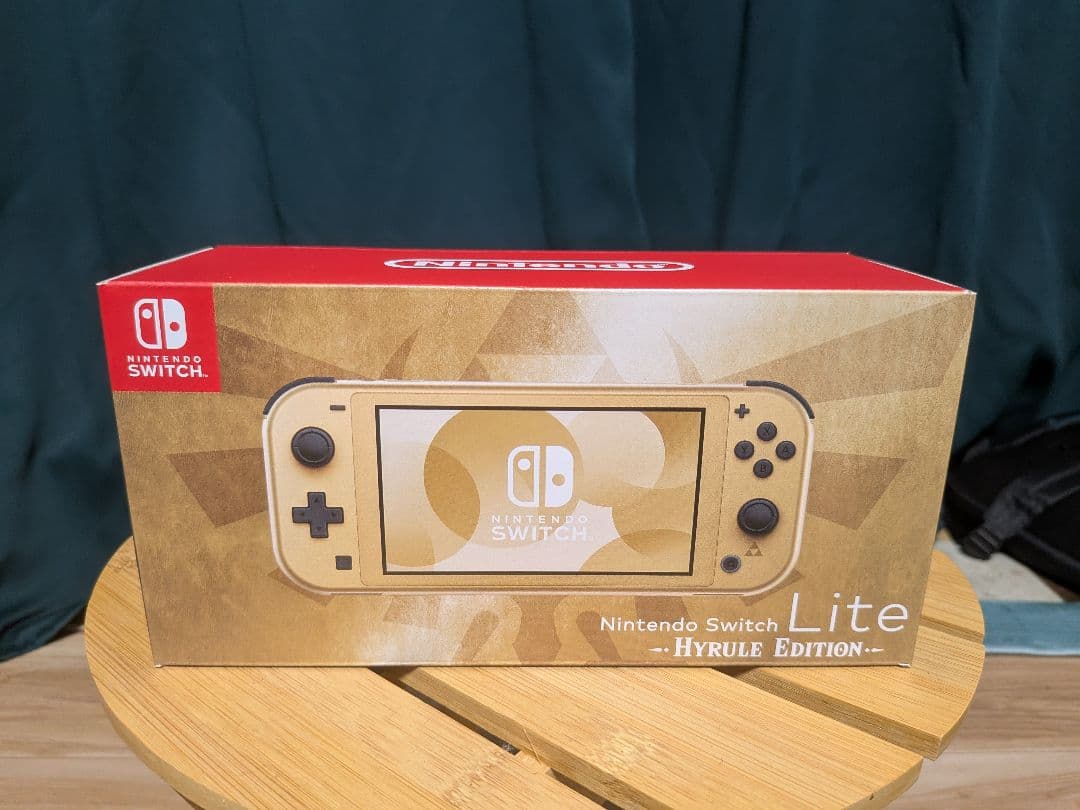 【新品・未開封】Nintendo Switch Lite ハイラルエディション