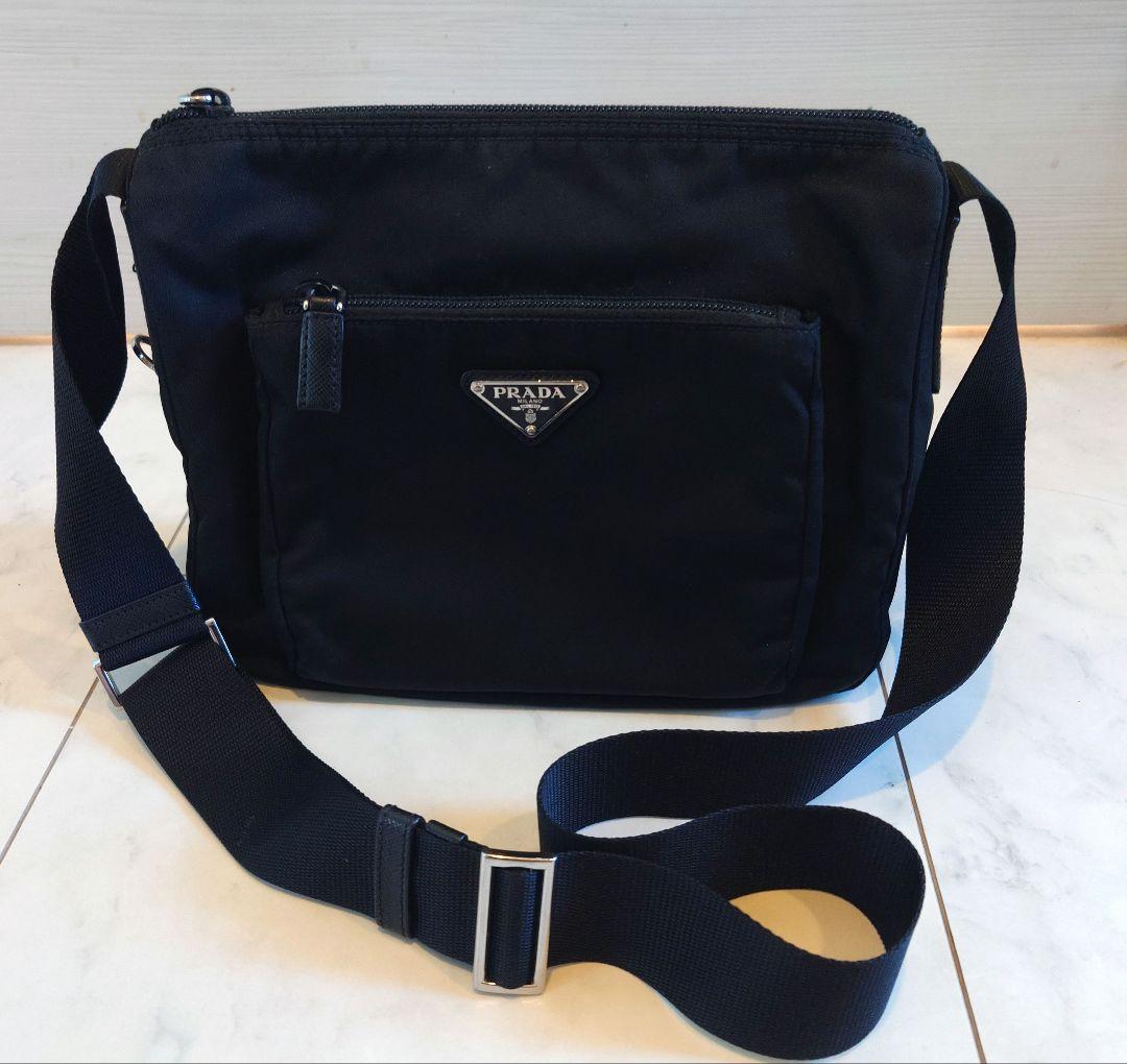 希少PRADA プラダ　ショルダーバッグ カメラバッグ PRADA プラダ ショルダーバッグ カメラバッグ ナイロン レザー