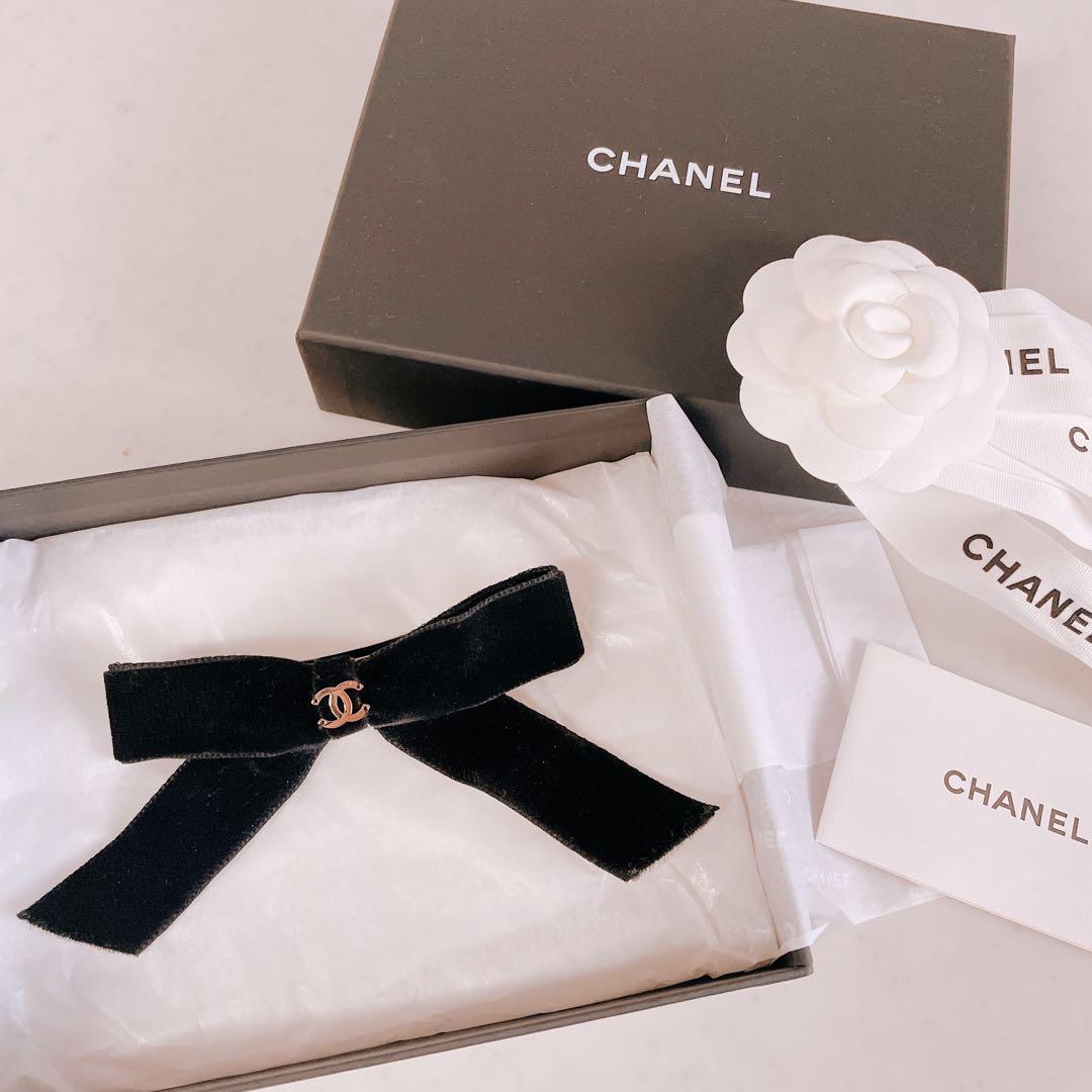 美品☆可愛い☆CHANEL☆リボン☆バレッタ☆ 可愛い♡【CHANEL】24P モノクロ リボンバレッタ (CHANEL/ヘア