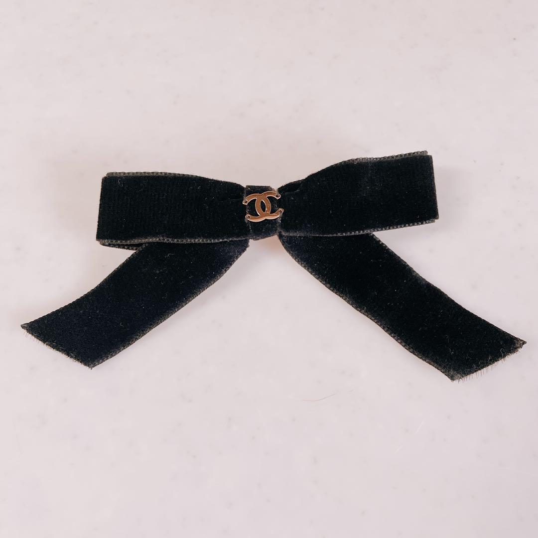 美品　CHANEL ベロアリボンバレッタ ♡CHANEL ベロア リボン バレッタ♡ - メルカリ