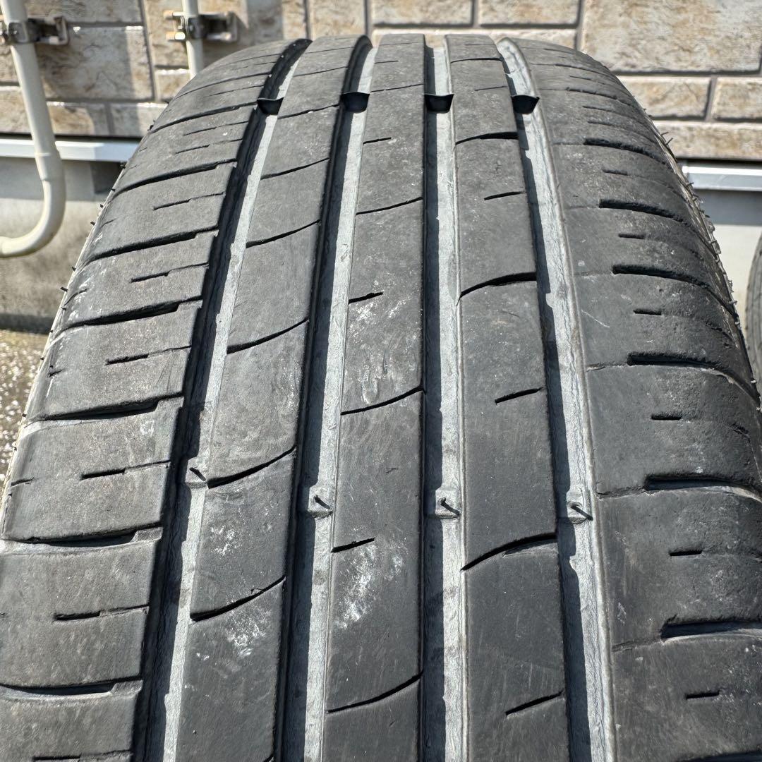 トヨタ 80 ヴォクシー 4本セット タイヤ 205/60R16 後期 純正
