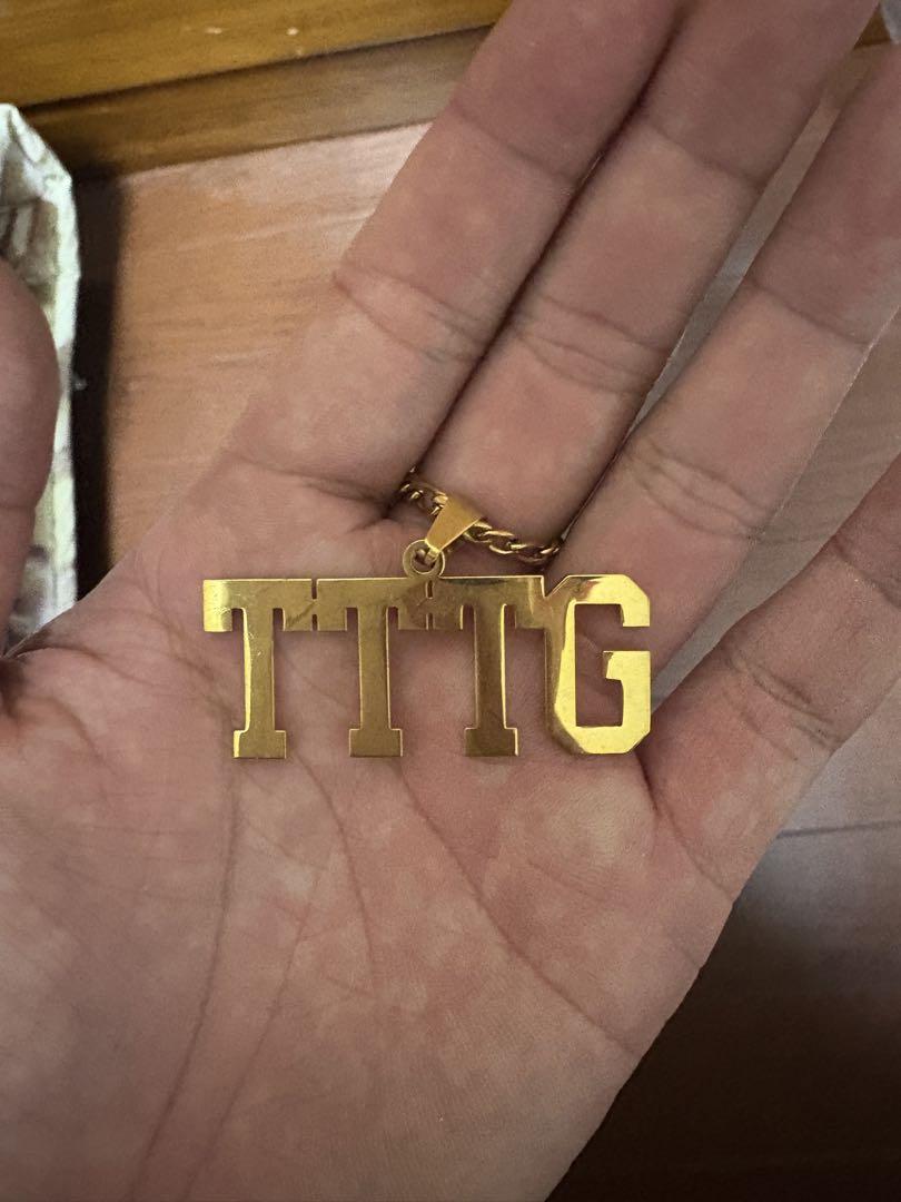 TTTGロゴ ネックレス ゴールド