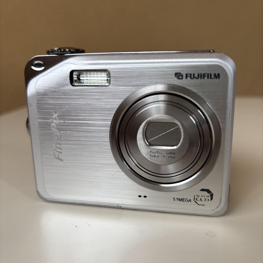 Fujifilm FinePix V10 メガピクセル コンパクトデジタルカメラ