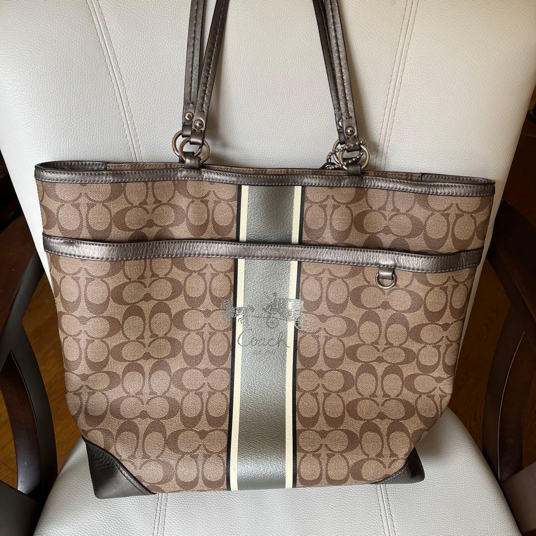 再入荷】 coach トートバッグ 大容量バック ⭐️値下げ希望コメント