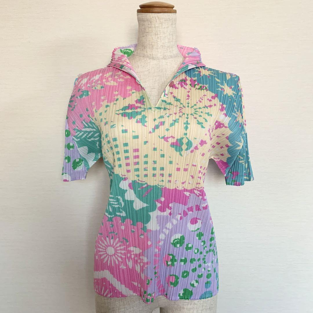 【美品】PLEATS PLEASE 半袖 トップス 総柄 サイズ3（Lサイズ程）