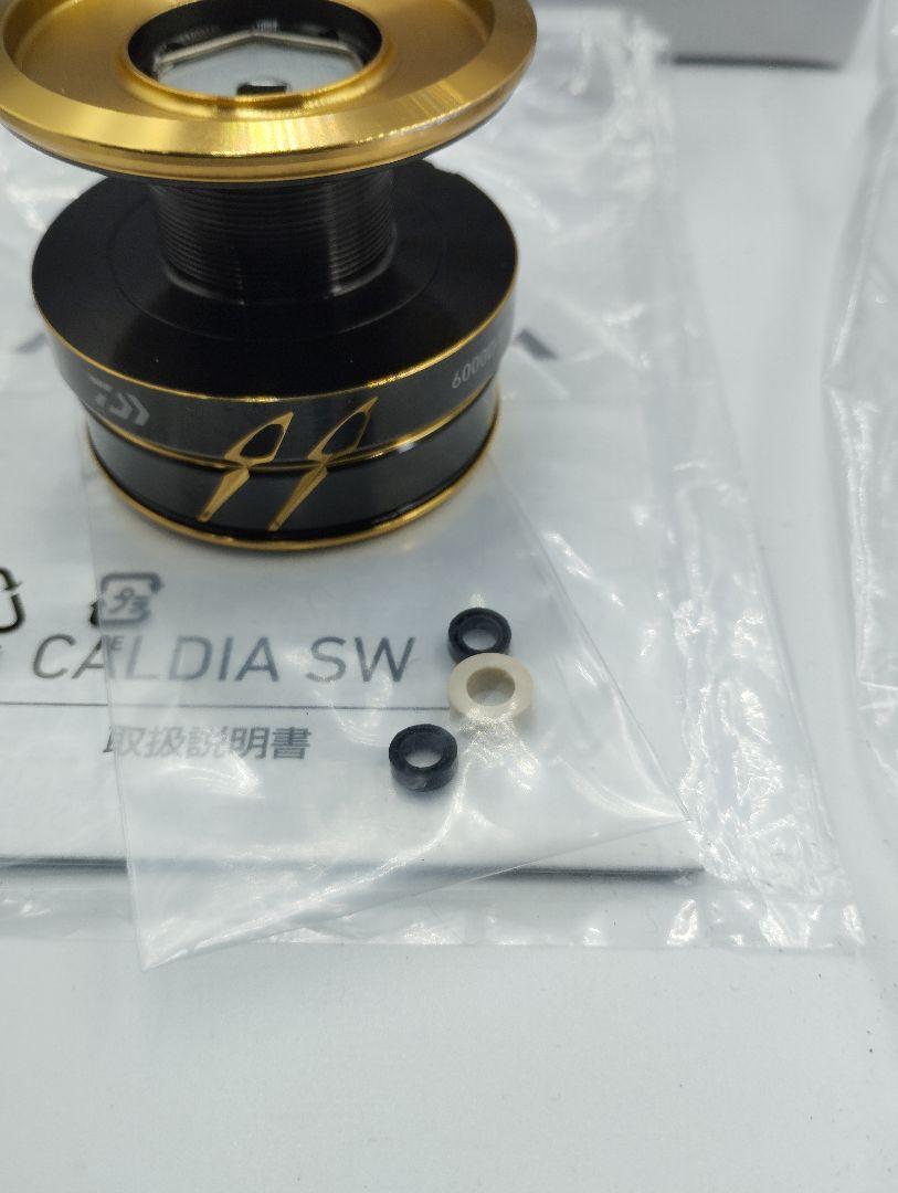【美品】22カルディアSW 6000D-H ※6000番替えスプール付き