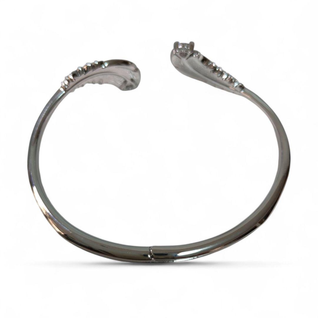スワロフスキー Swarovski Nice フェザーバングル ブレスレット M スワロフスキー Swarovski Nice フェザーバングル ブレスレット